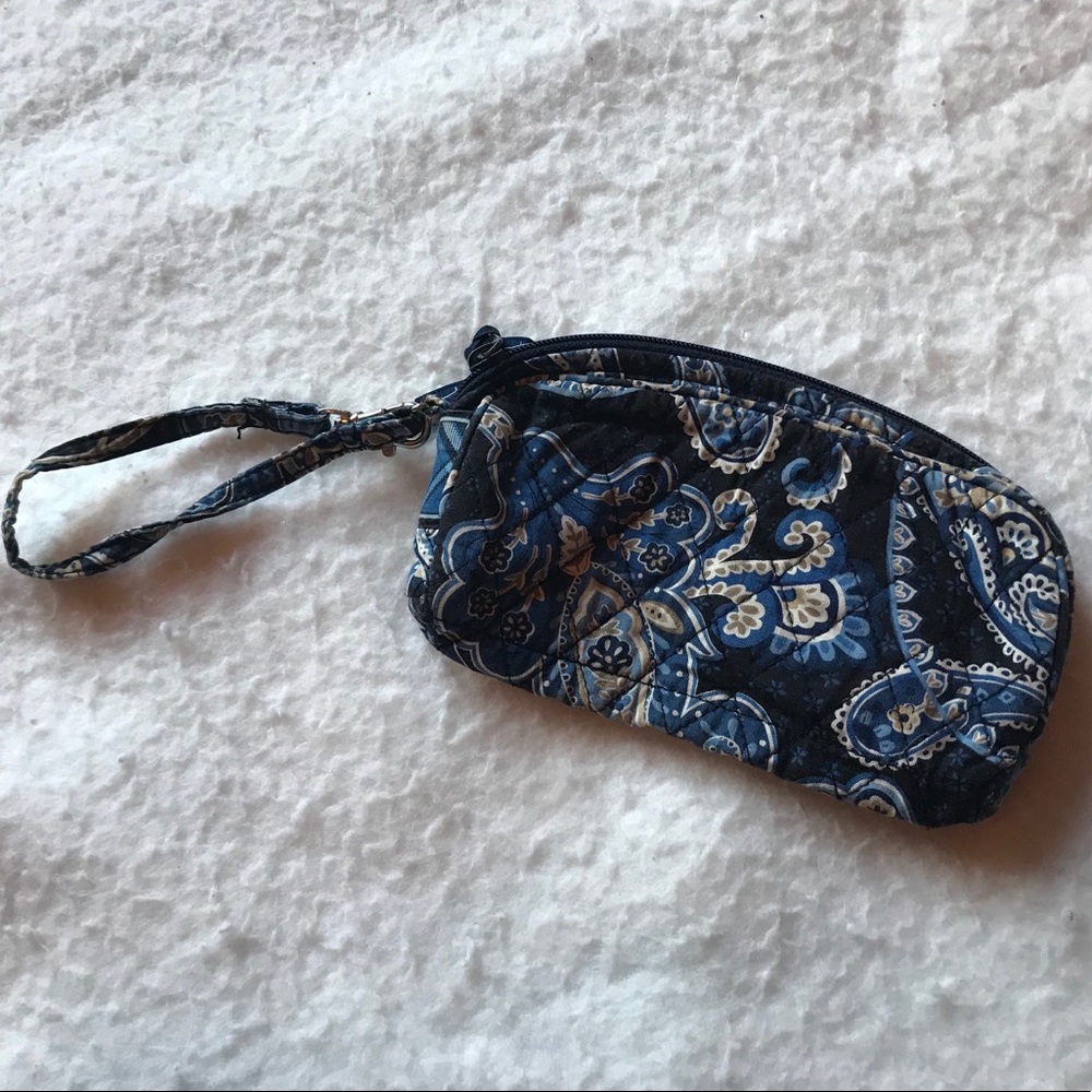 Vera Bradley Windsor Navy wristlet